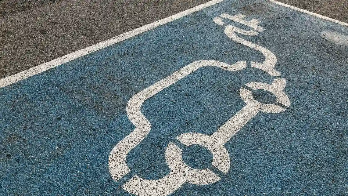 AI, Elektrikli Arabanızı Siber Saldırılardan Koruyabilir