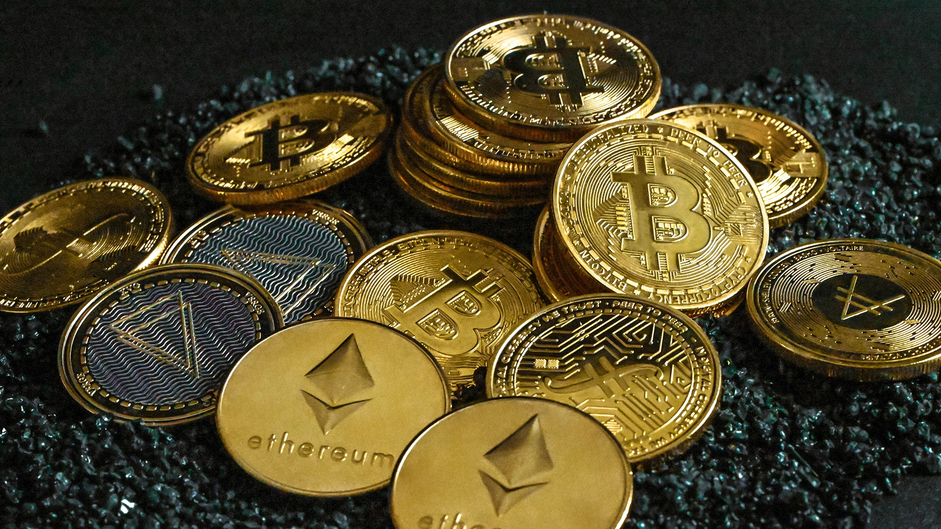 Japonya, Kripto Paraları Yasal Finansal Ürünler Olarak Tanımayı Planlıyor