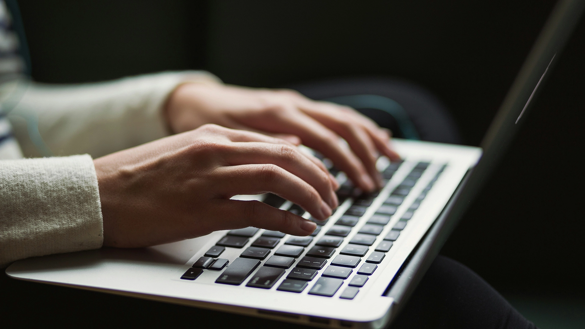 Yazarlık Platformu NanoWriMo, Yapay Zeka ve İçerik Denetimi Tartışmaları Ortasında Kapanıyor