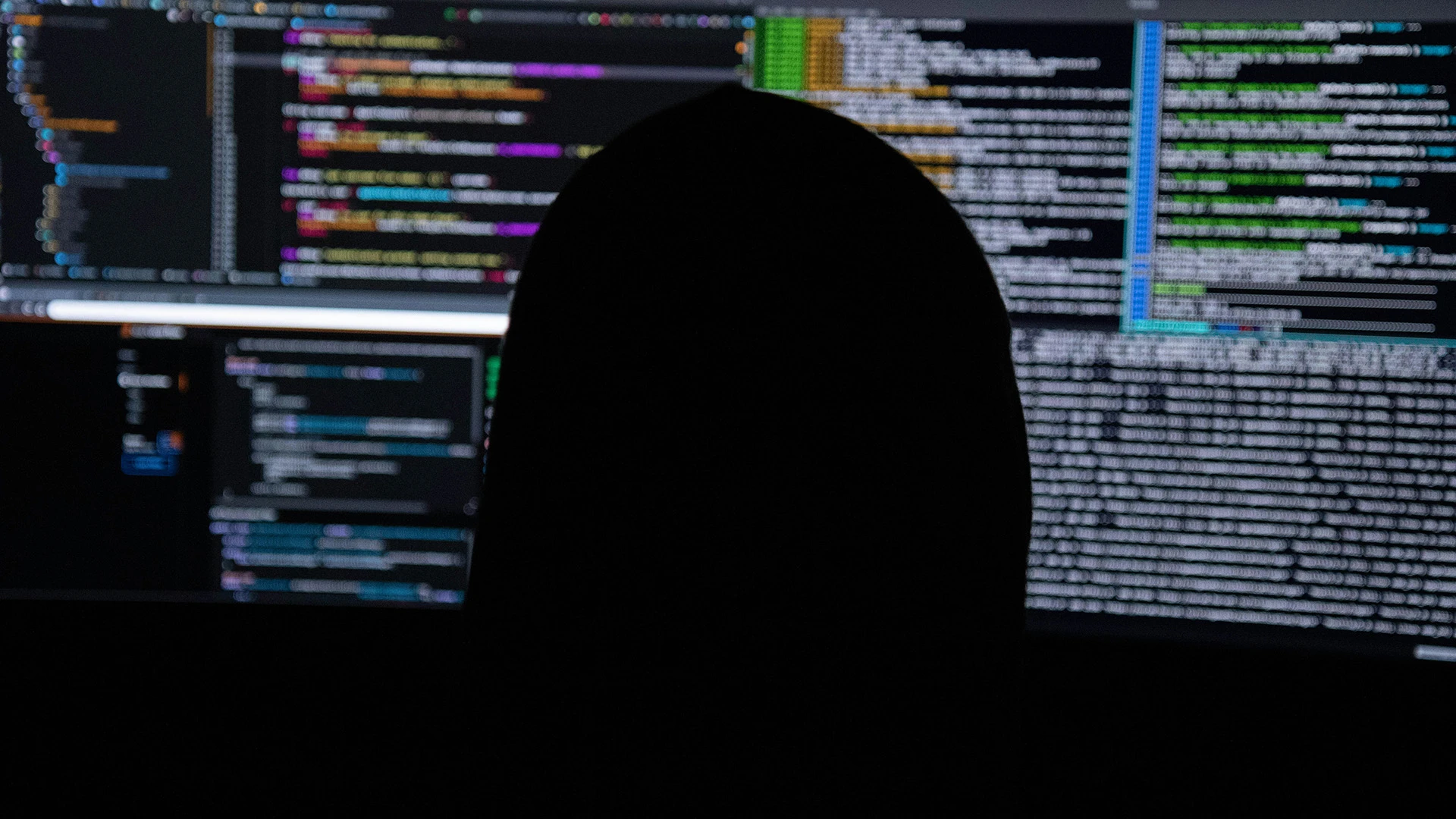 Siber Saldırı Avustralya Bankalarını Vurdu: Çalışan Giriş Bilgileri Çalındı ve İnternet Üzerinden Satıldı