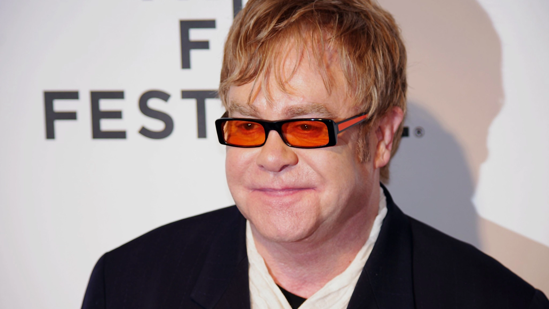 Birden Çok Sanatçı, Elton John Dahil, İngiltere’nin Yapay Zeka Telif Hakkı Planını Kınıyor