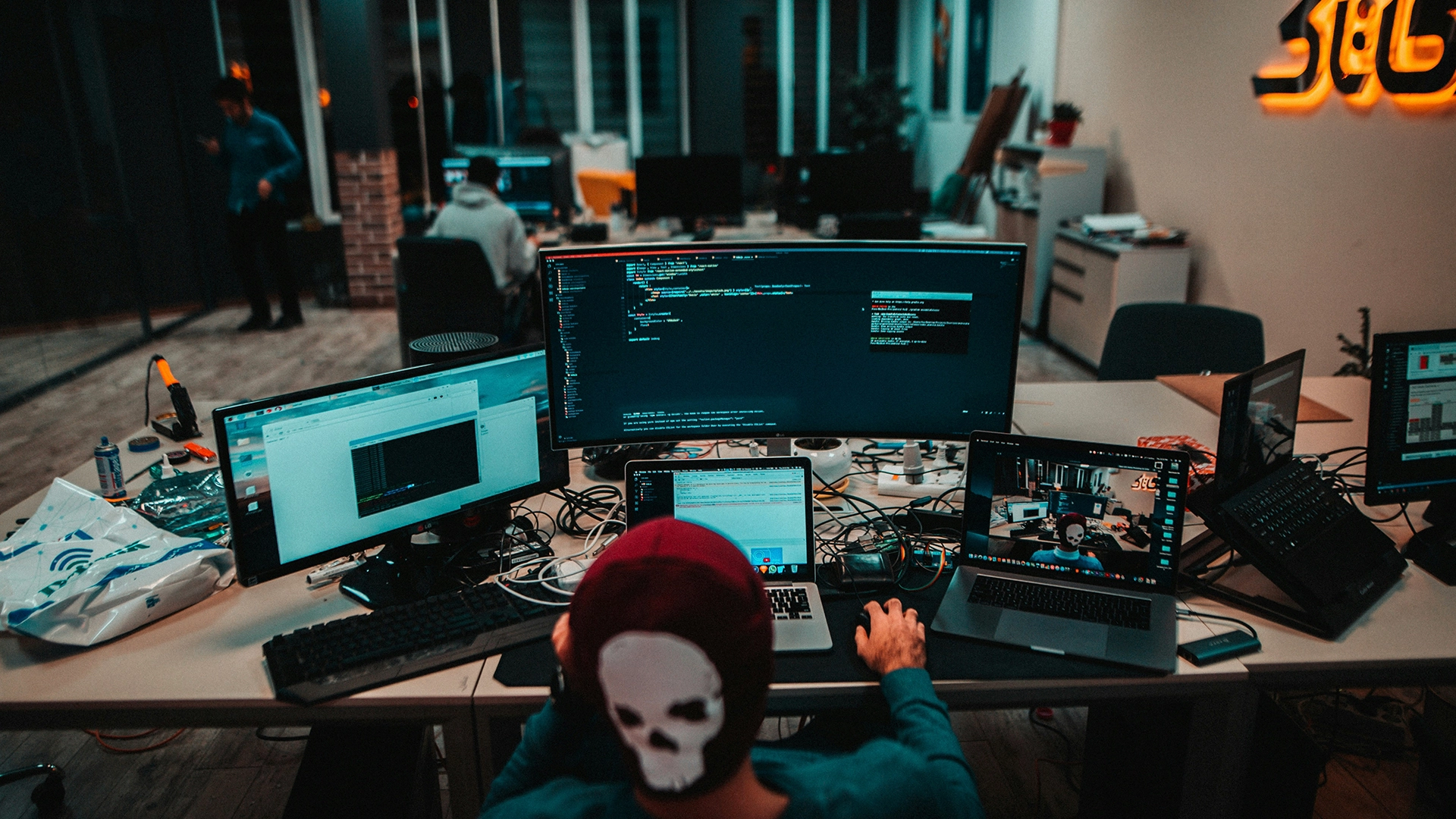 Google, İngiltere’deki Perakende Kesintilerinin Arkasındaki Hackerların Artık ABD İşletmelerini Hedef Aldığını Söylüyor